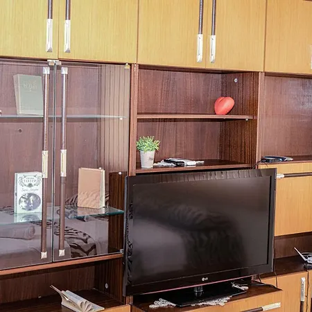 Central Opera House Apartment
